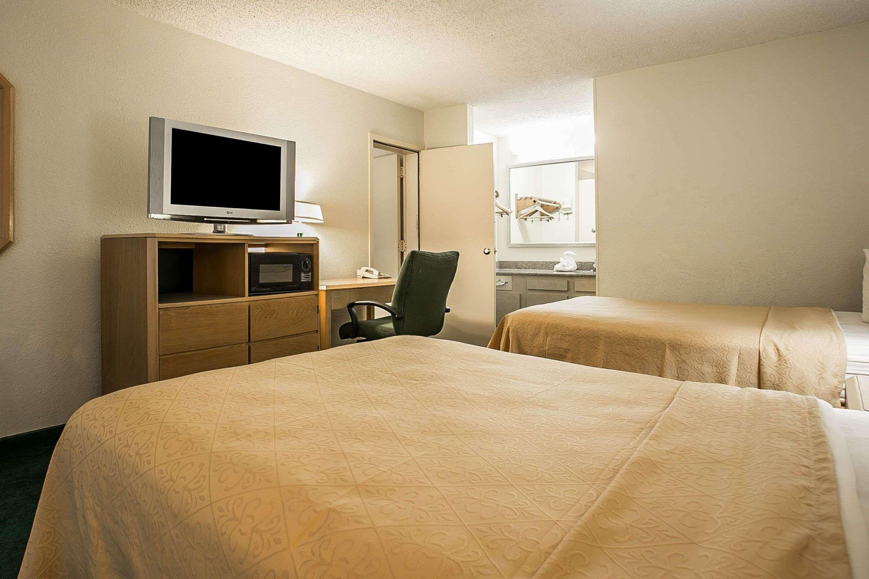 Quality Inn Съмтър Екстериор снимка